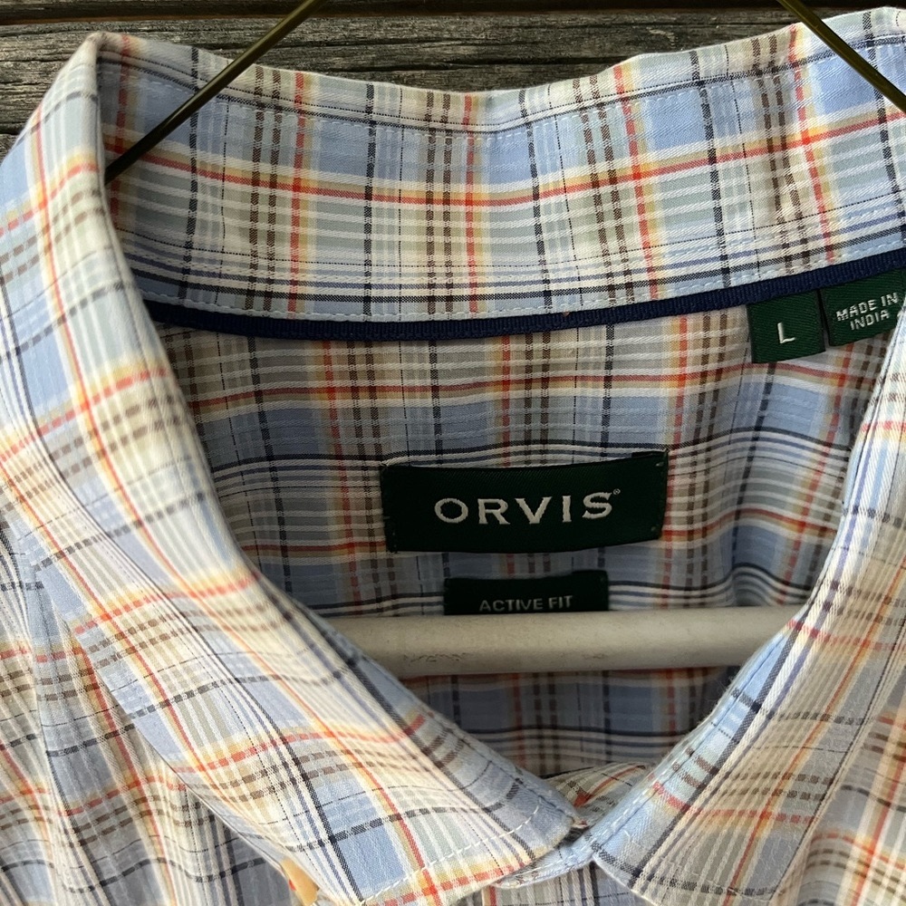Orvis men’s button down shirt, size L